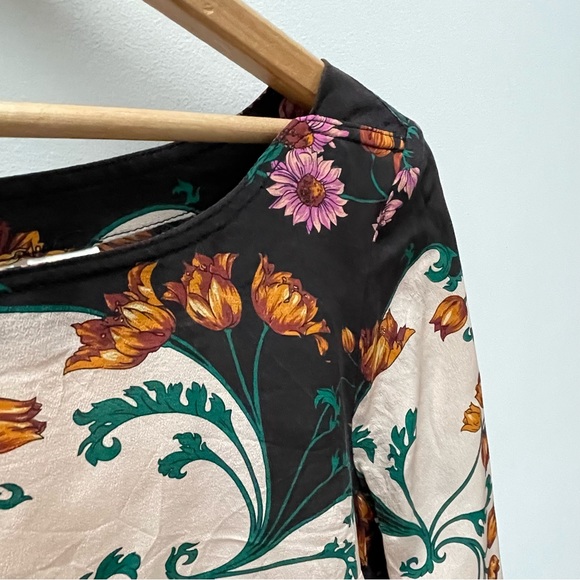 Maeve 100% silk floral top - Picture 10 of 10
